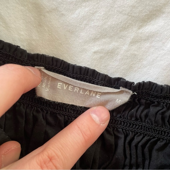 SOLD Everlane The Smock Cami in Black - Picture 4 of 9